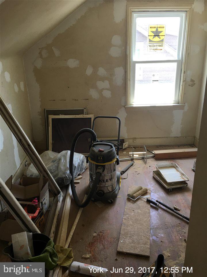 LINCOLN PARK - Residential