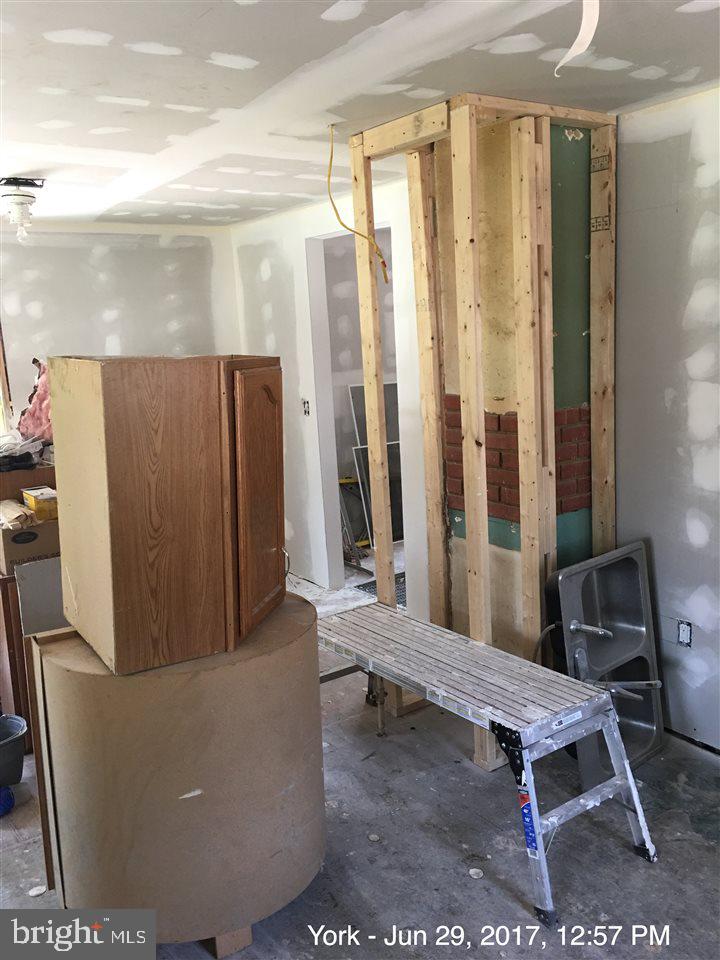 LINCOLN PARK - Residential