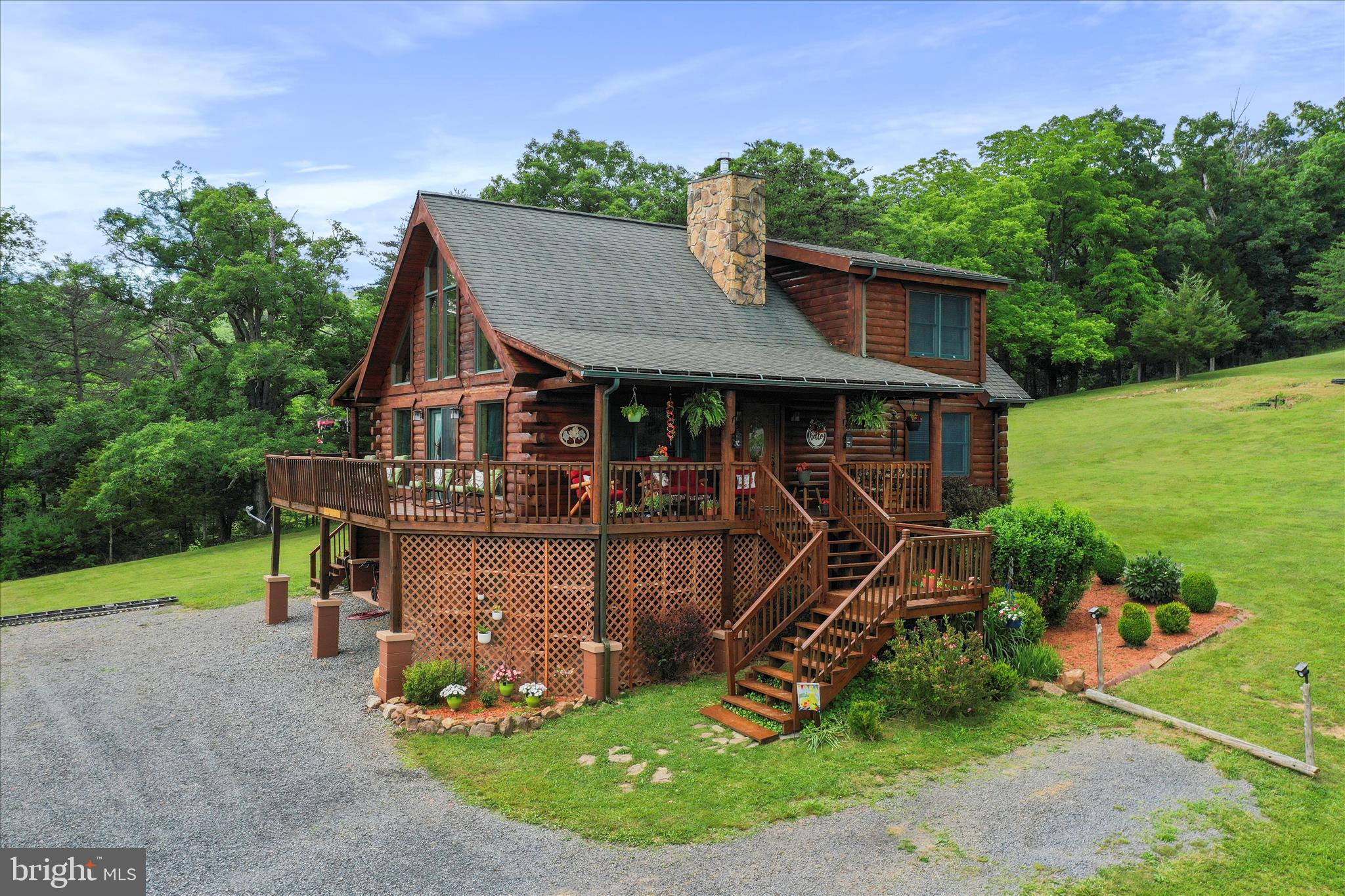 SMOKE HOLE LEGENDS - Residential