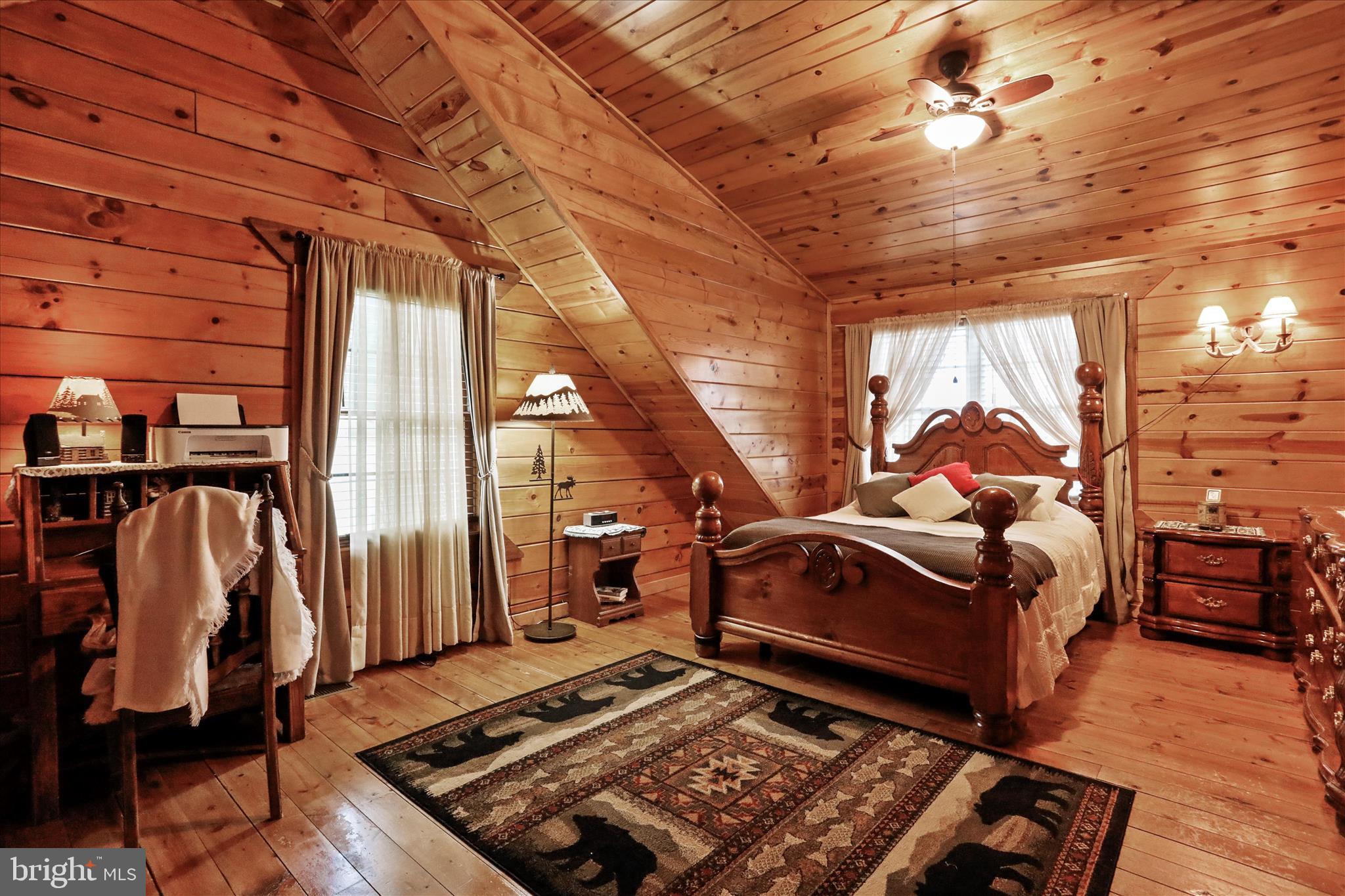 SMOKE HOLE LEGENDS - Residential