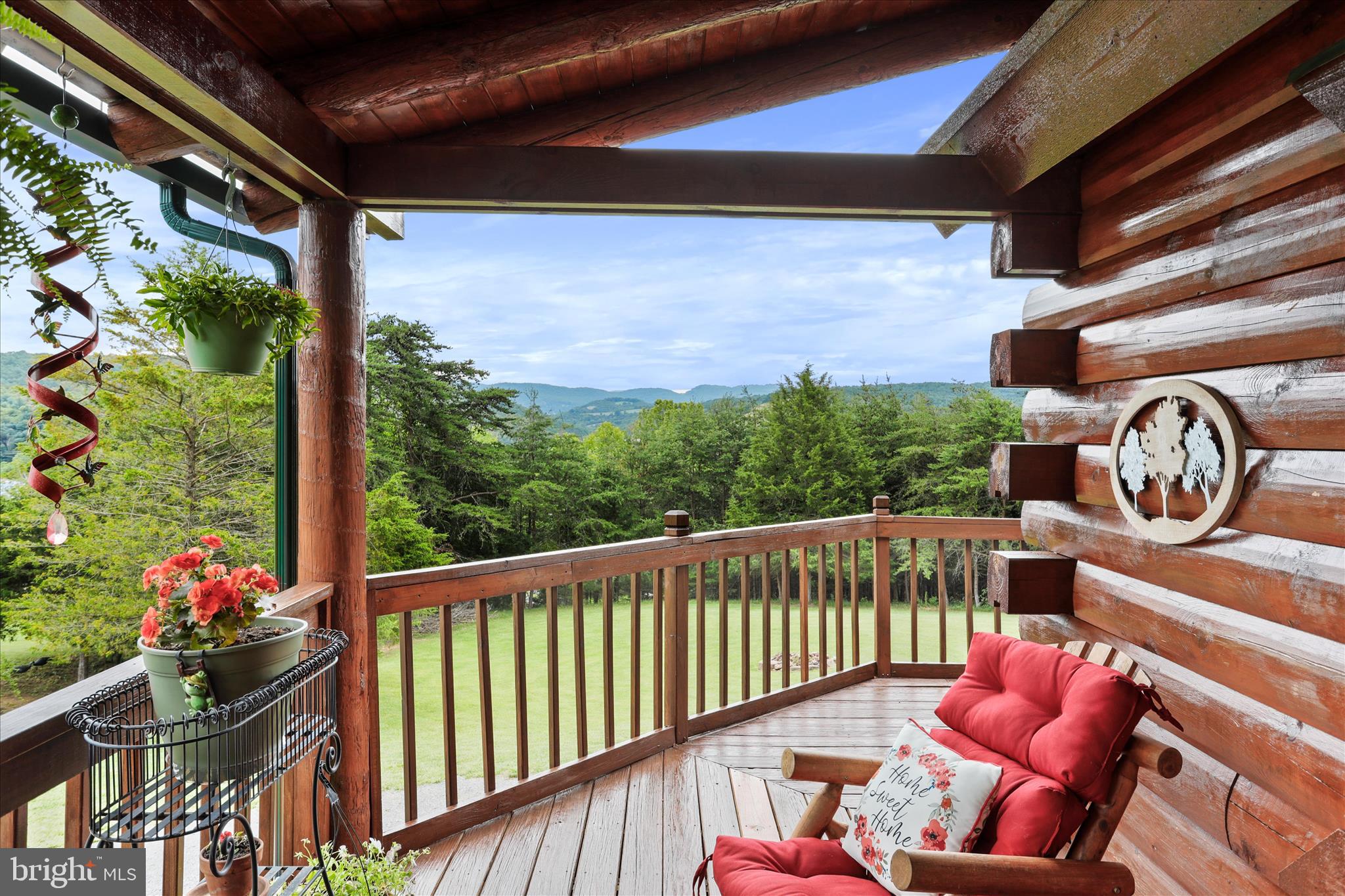 SMOKE HOLE LEGENDS - Residential