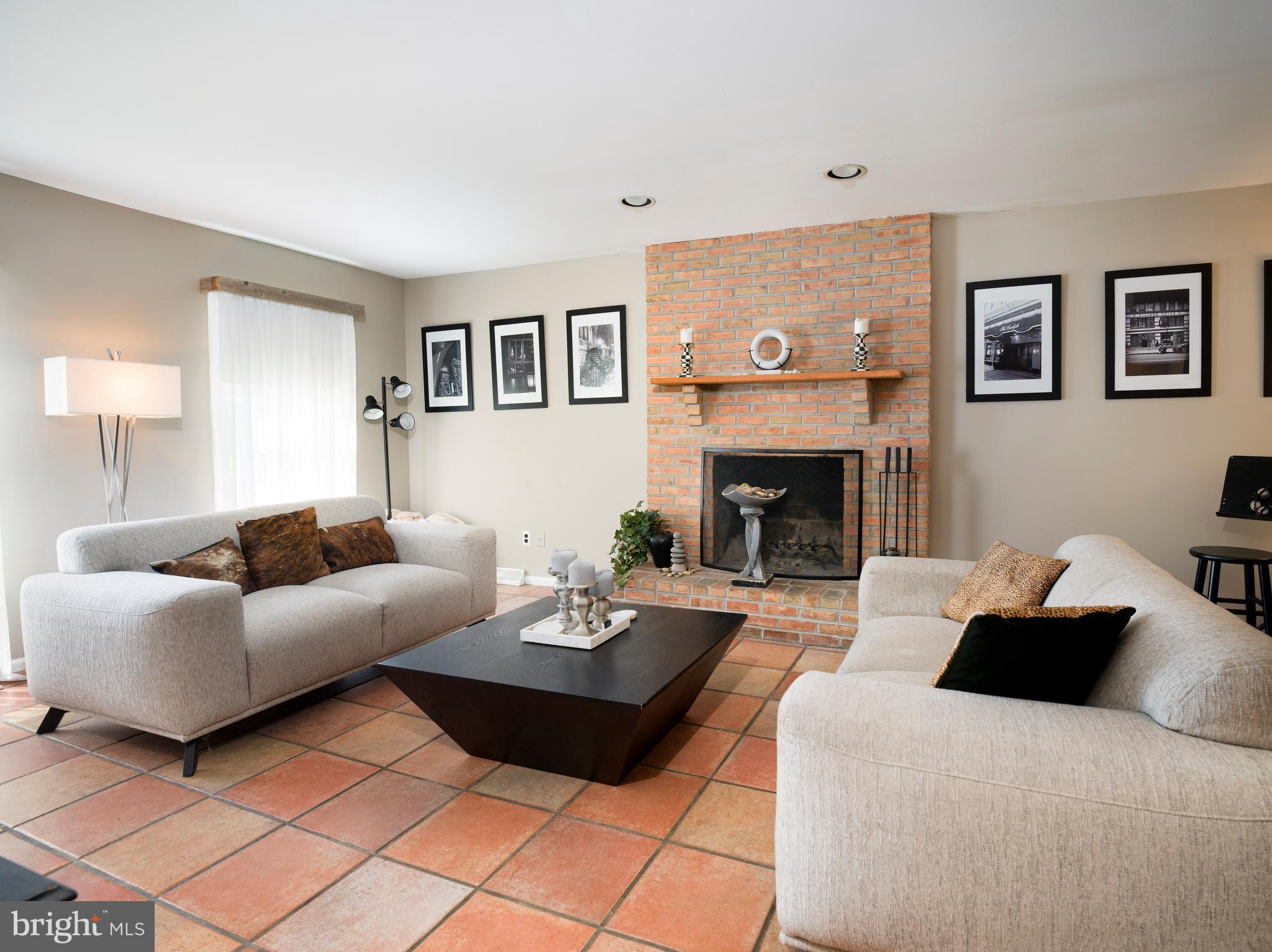 408 WYNTRE LEA DRIVE