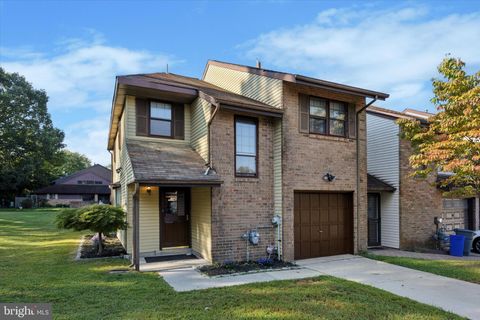 Photo of 34 Lafayette Lane, CHERRY HILL, NJ 08003 (MLS # NJCD2102210)