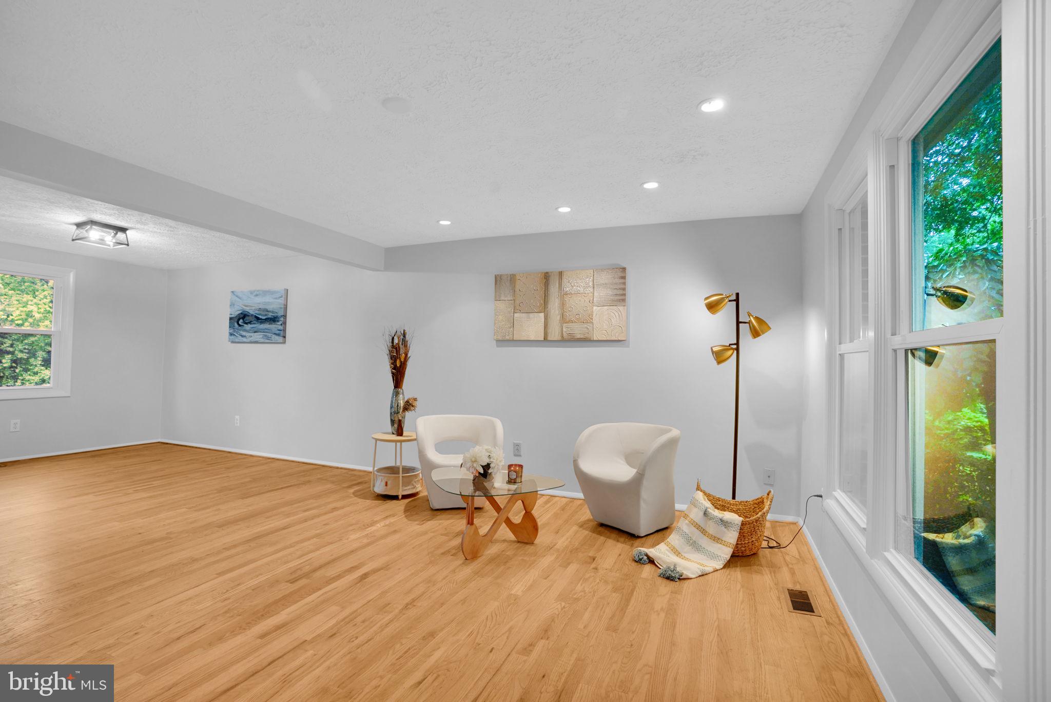 8604 CALYPSO LANE