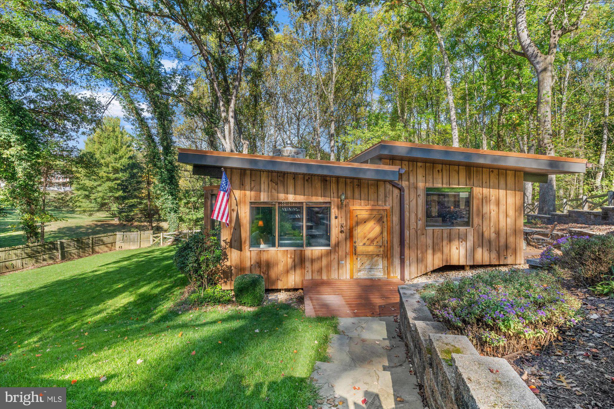 CLIFTON - Residential