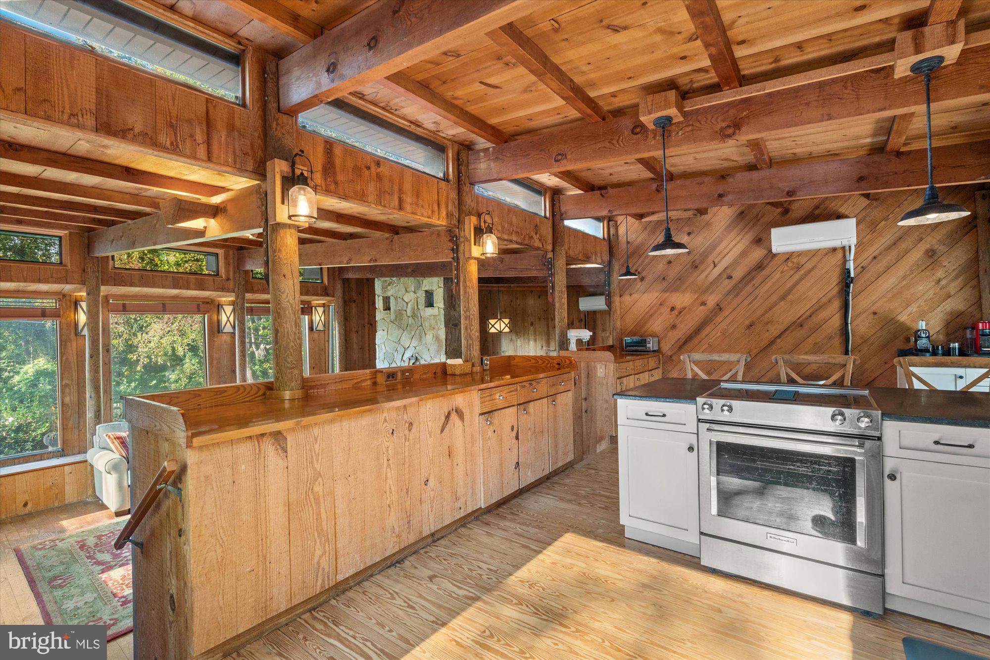 CLIFTON - Residential