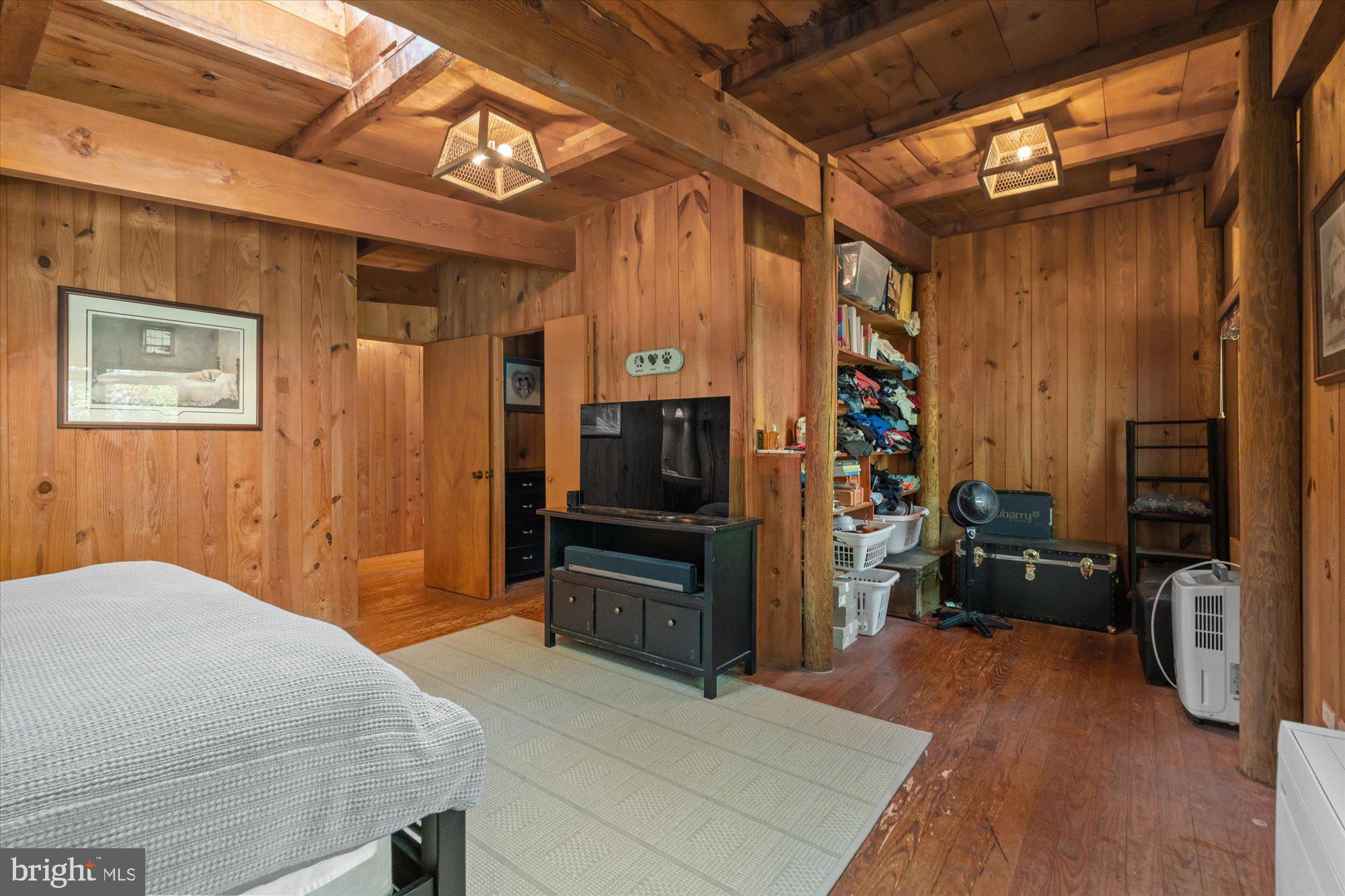 CLIFTON - Residential