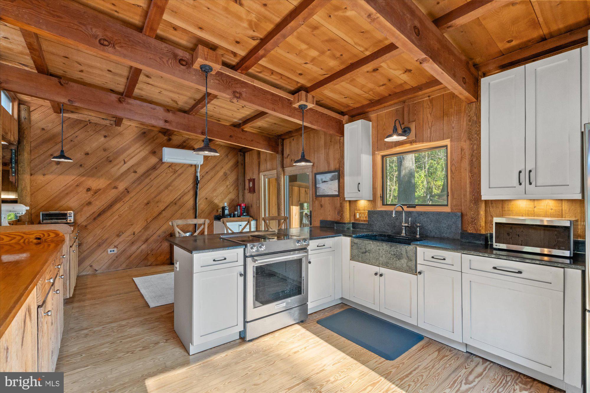 CLIFTON - Residential