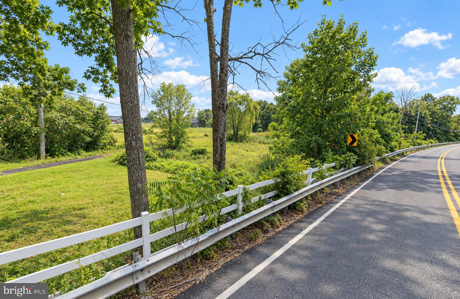 1513 ROUTE 212