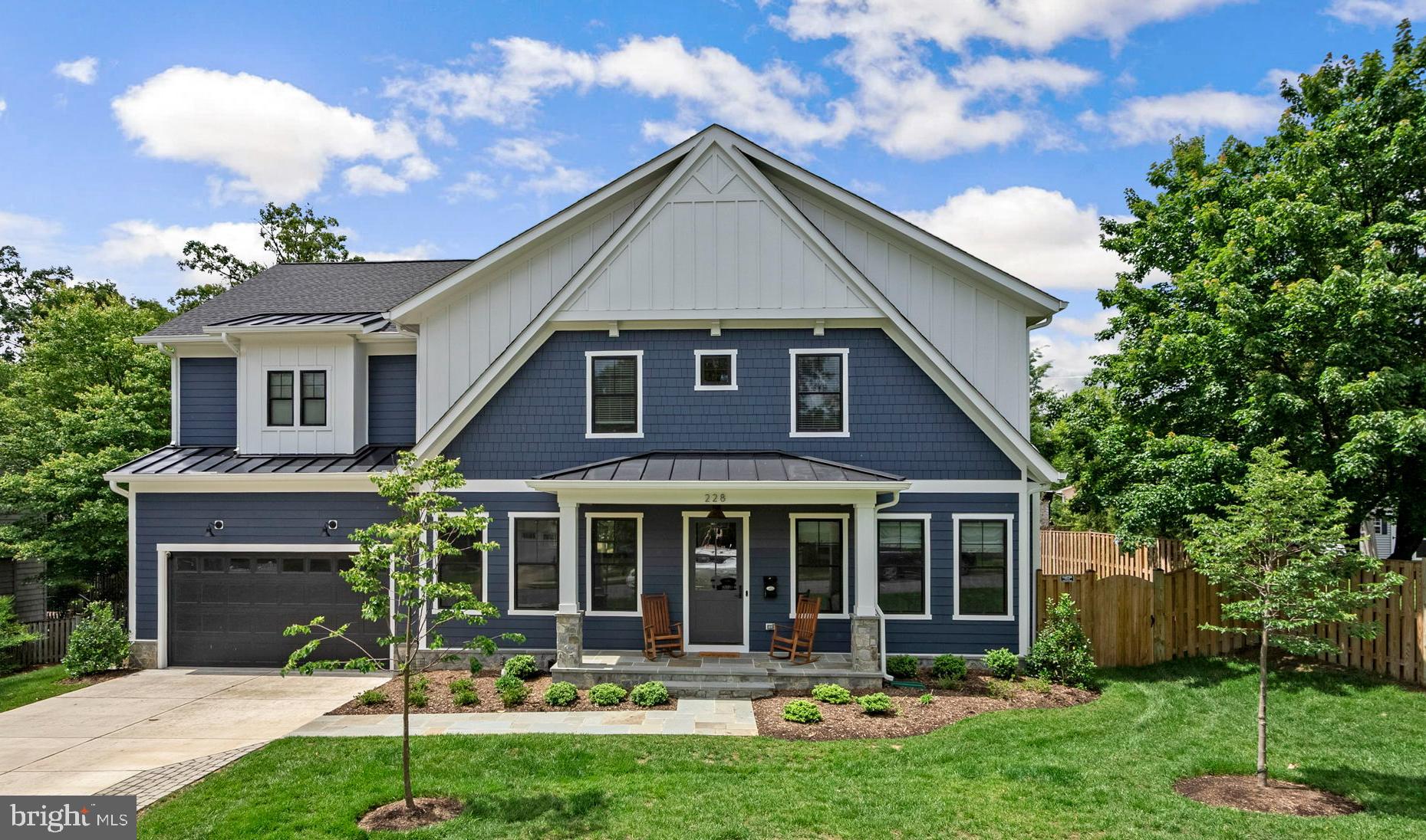 VIENNA WOODS - Residential