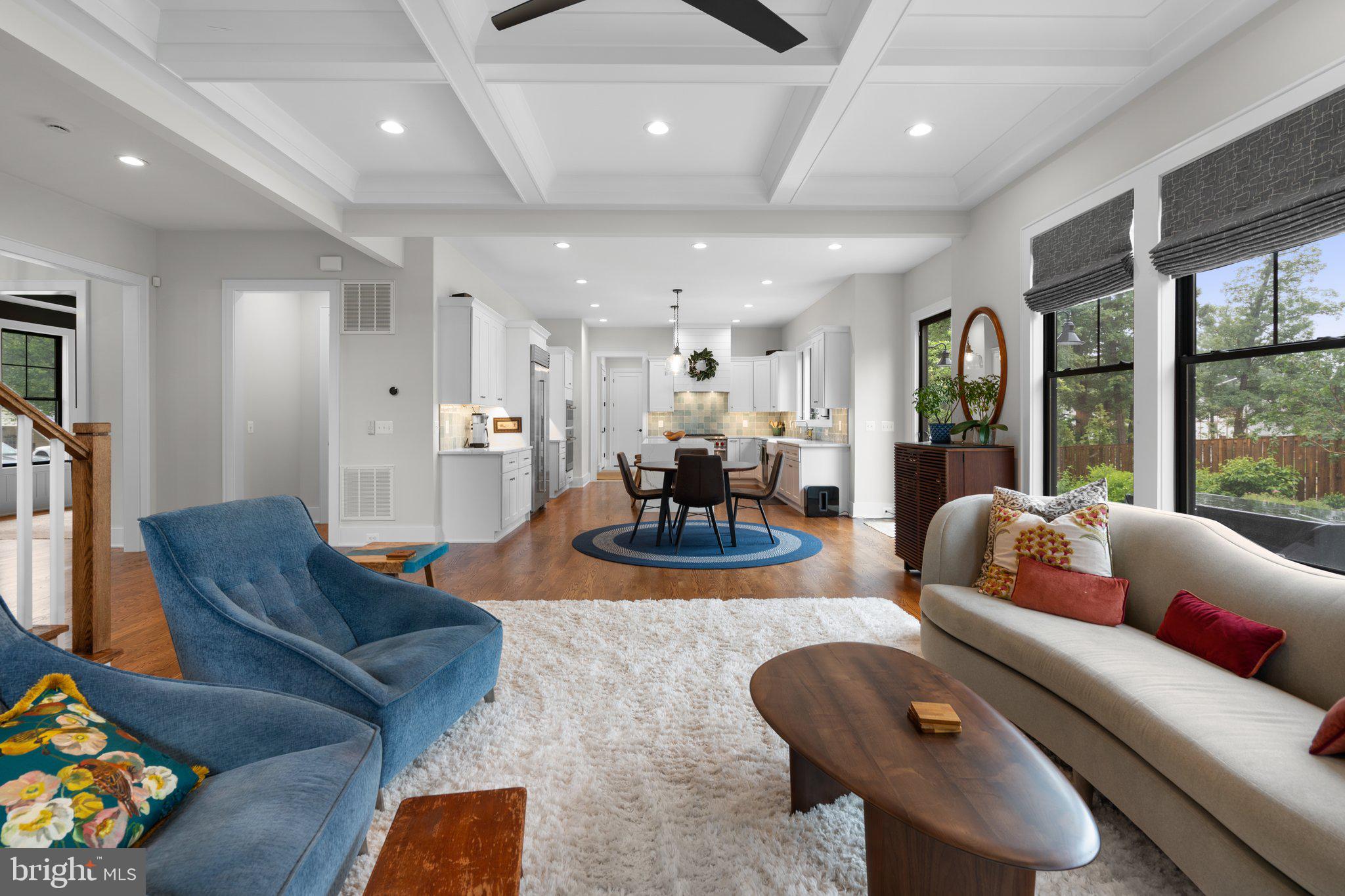 VIENNA WOODS - Residential