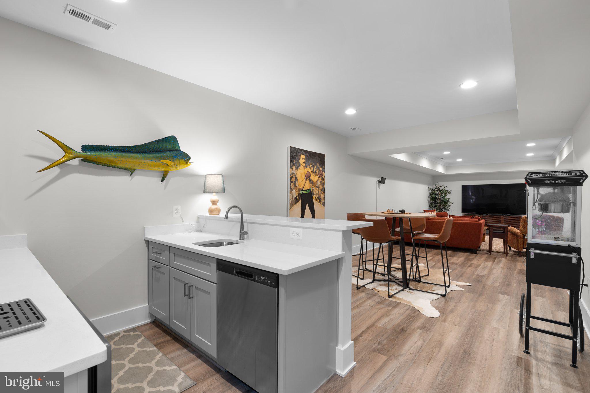 VIENNA WOODS - Residential