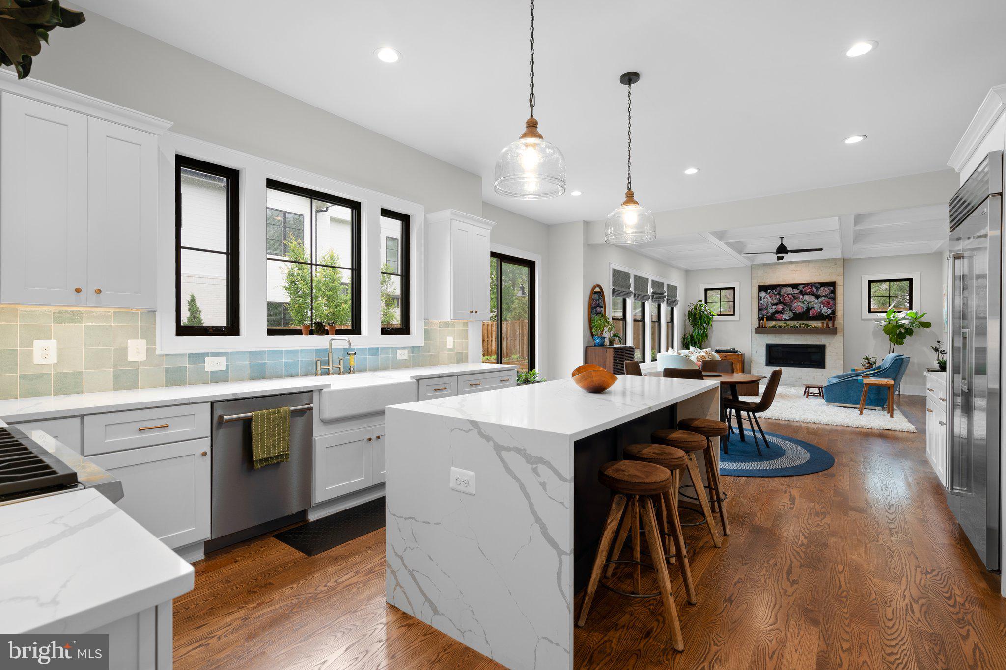 VIENNA WOODS - Residential