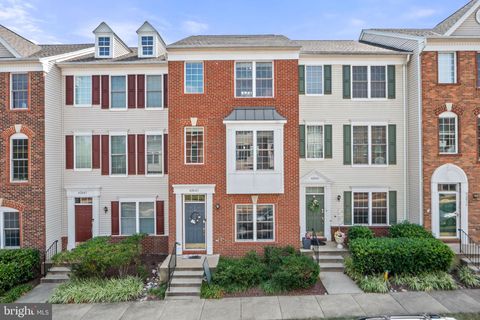42843 SYKES TERRACE CHANTILLY VA 20152