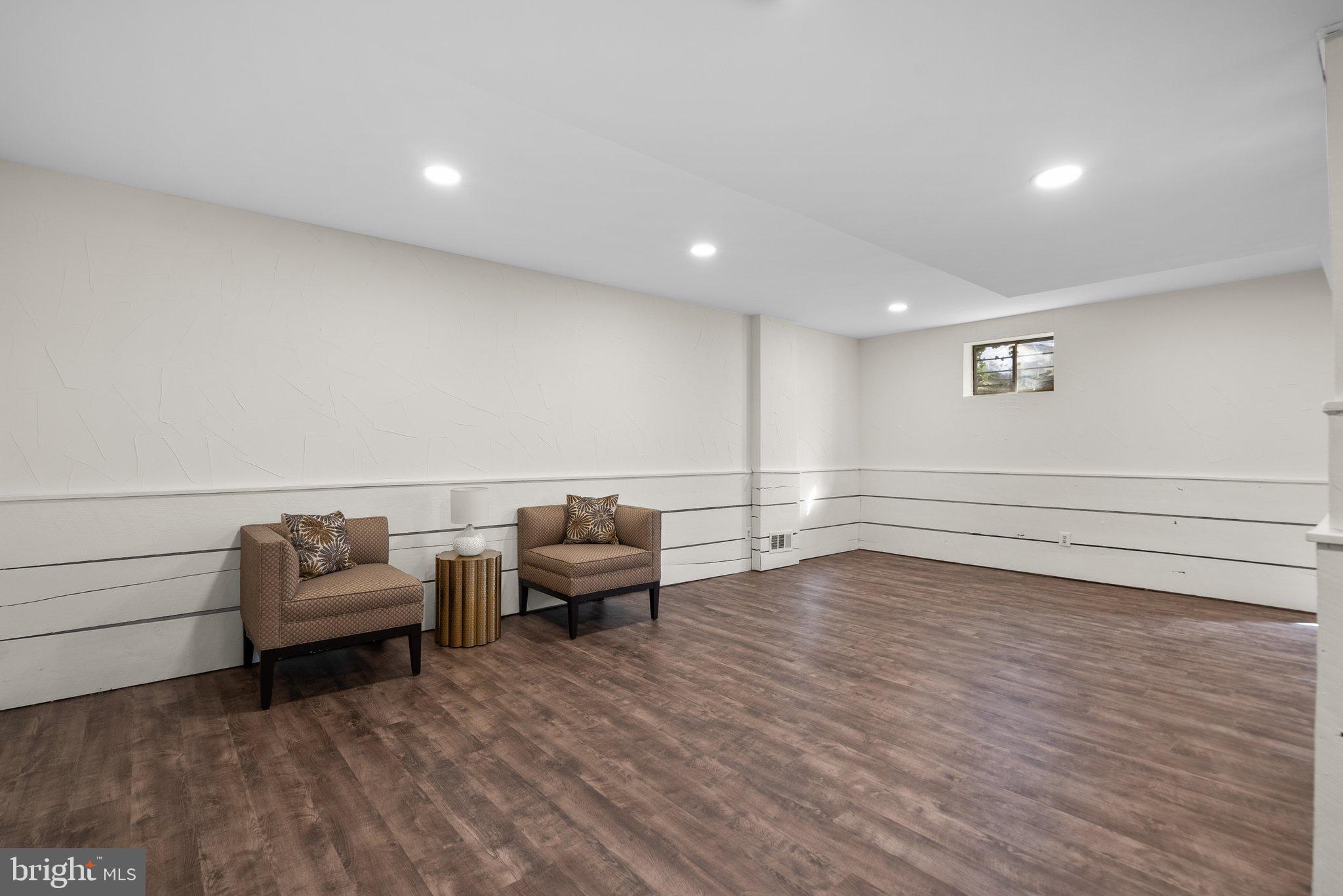 LAKE NORMANDY ESTATES - Residential