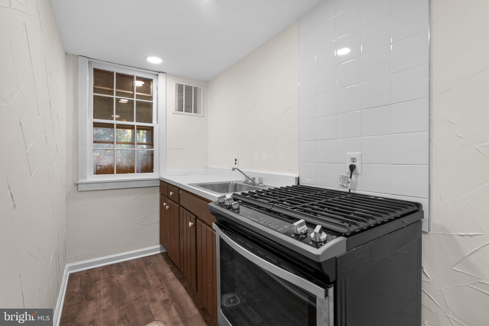 LAKE NORMANDY ESTATES - Residential