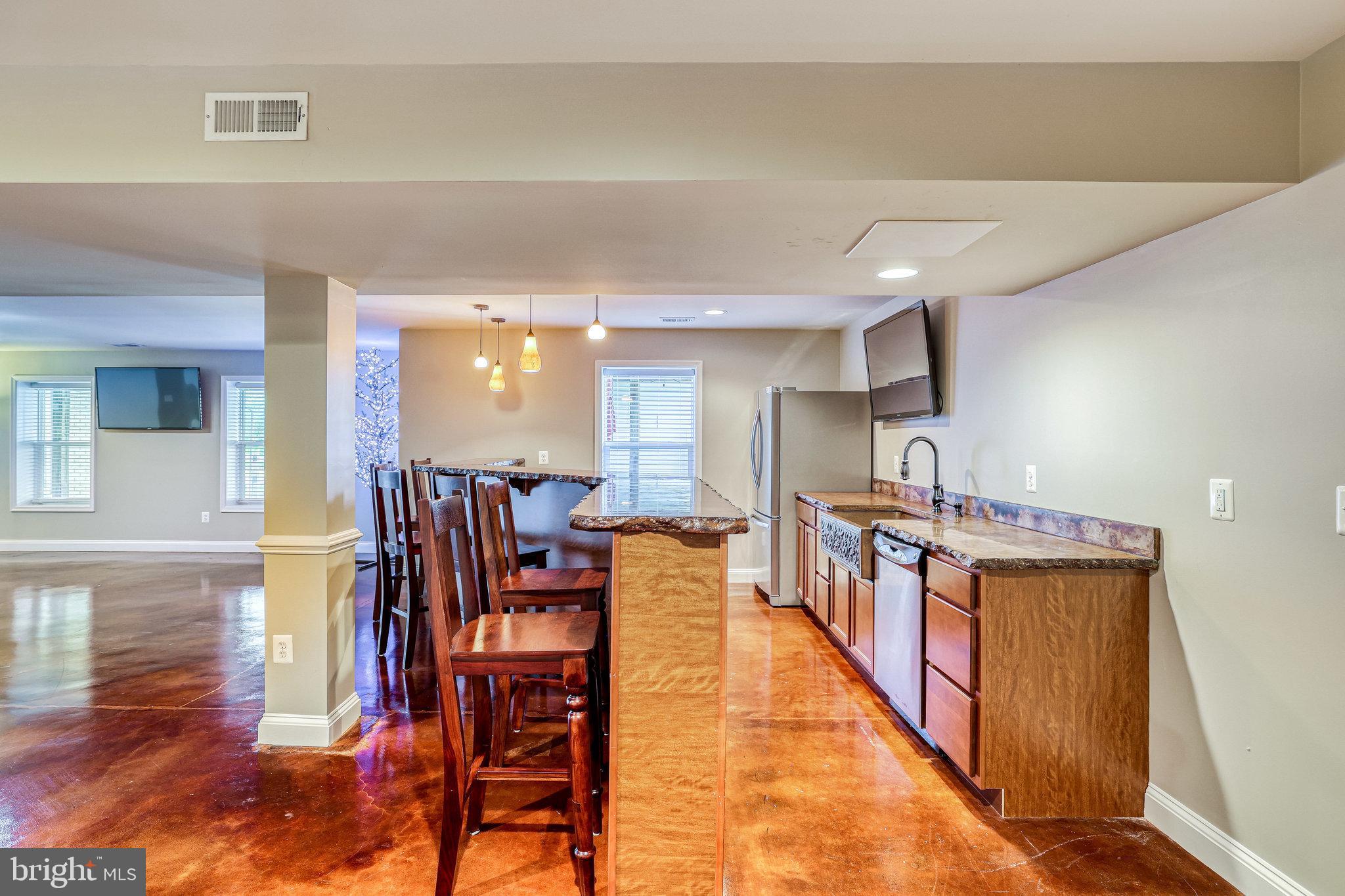 GODFREY - Residential