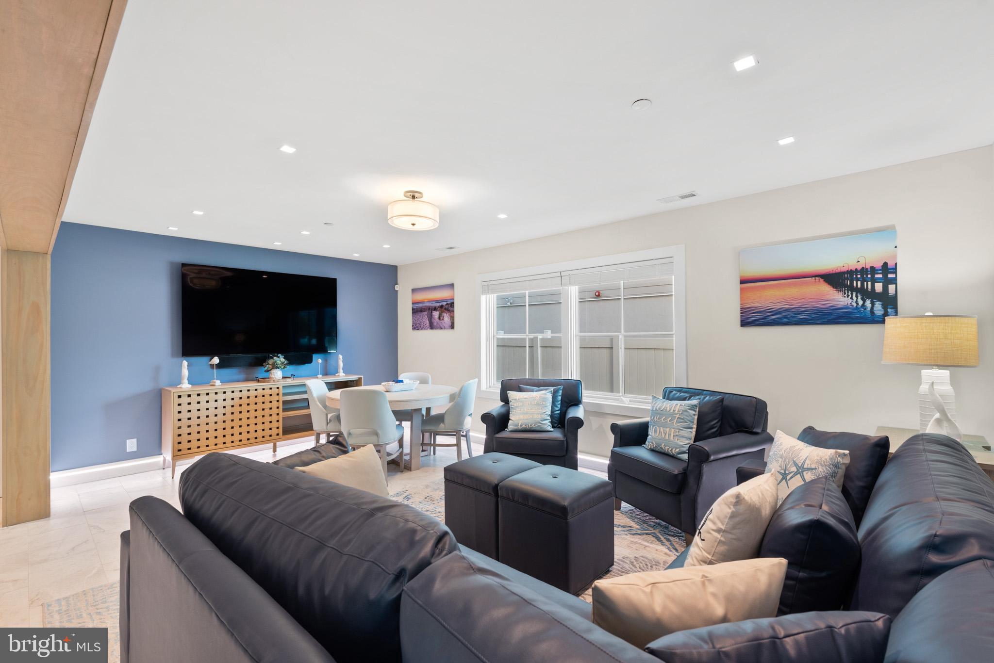 INDIAN BEACH - Residential