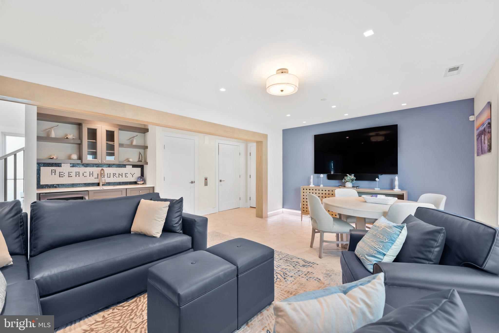 INDIAN BEACH - Residential