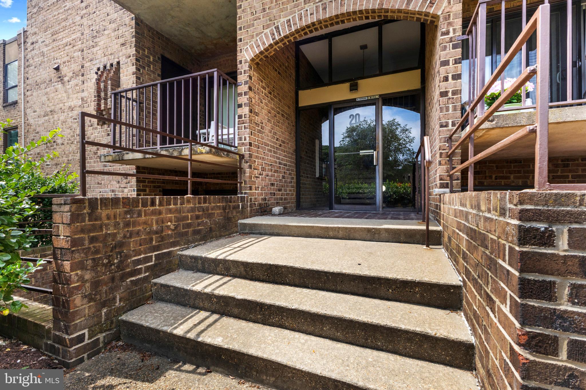 20 SILVERWOOD CIRCLE 5