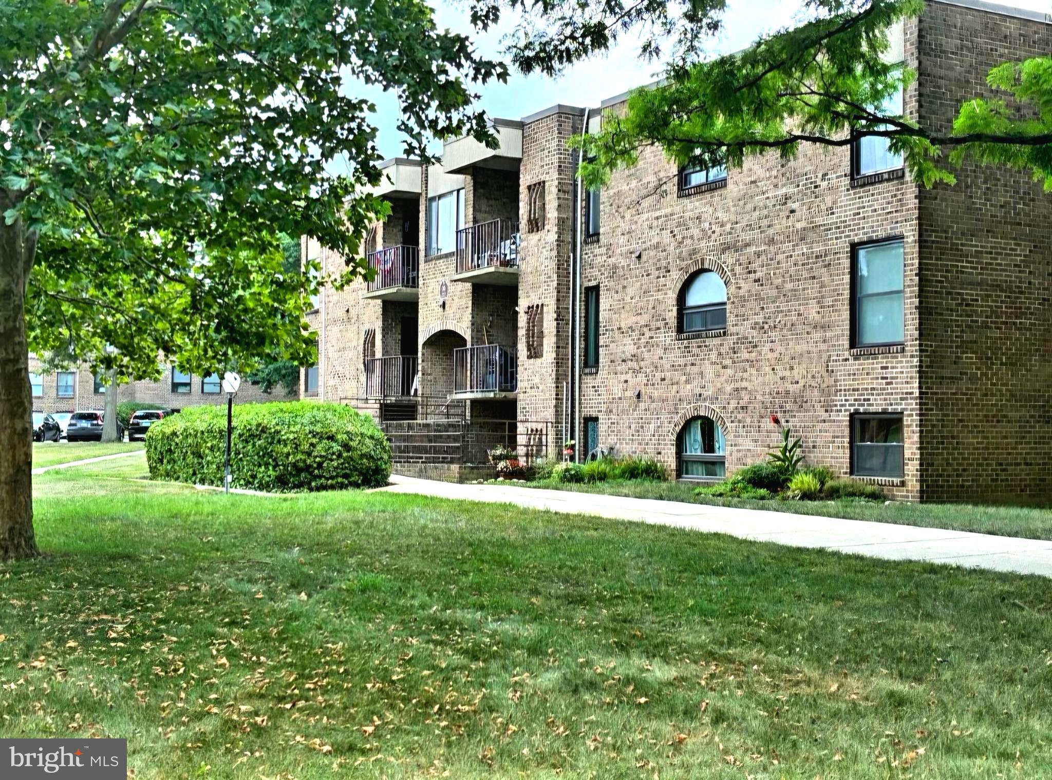 20 SILVERWOOD CIRCLE 5