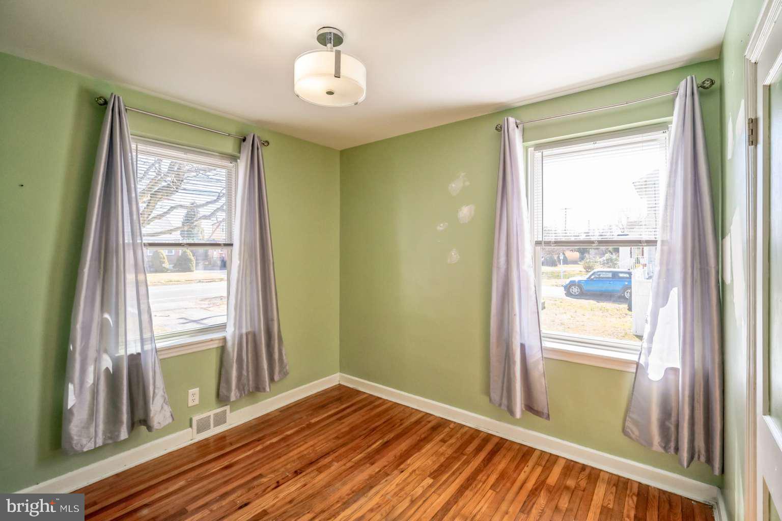 RIDLEY FARMS - Residential