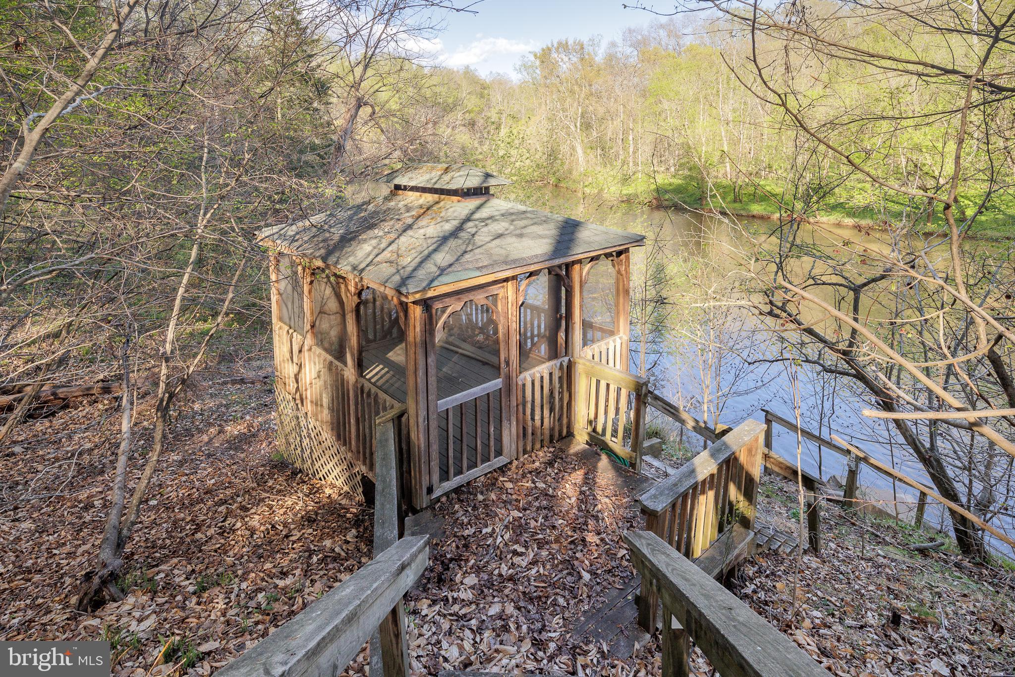 MALLARD LANDING - Residential
