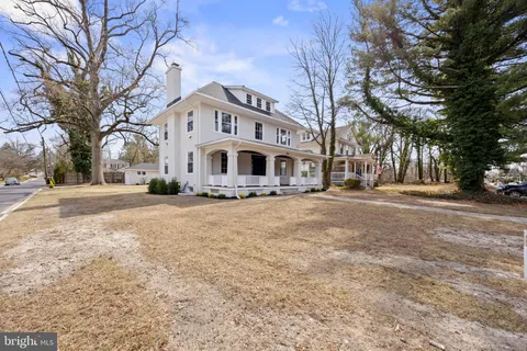 50 N Evergreen Avenue, Woodbury, NJ MLS: NJGL2054092