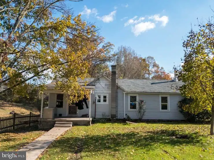 1630 Locust Run Road, Mifflintown, PA 17059