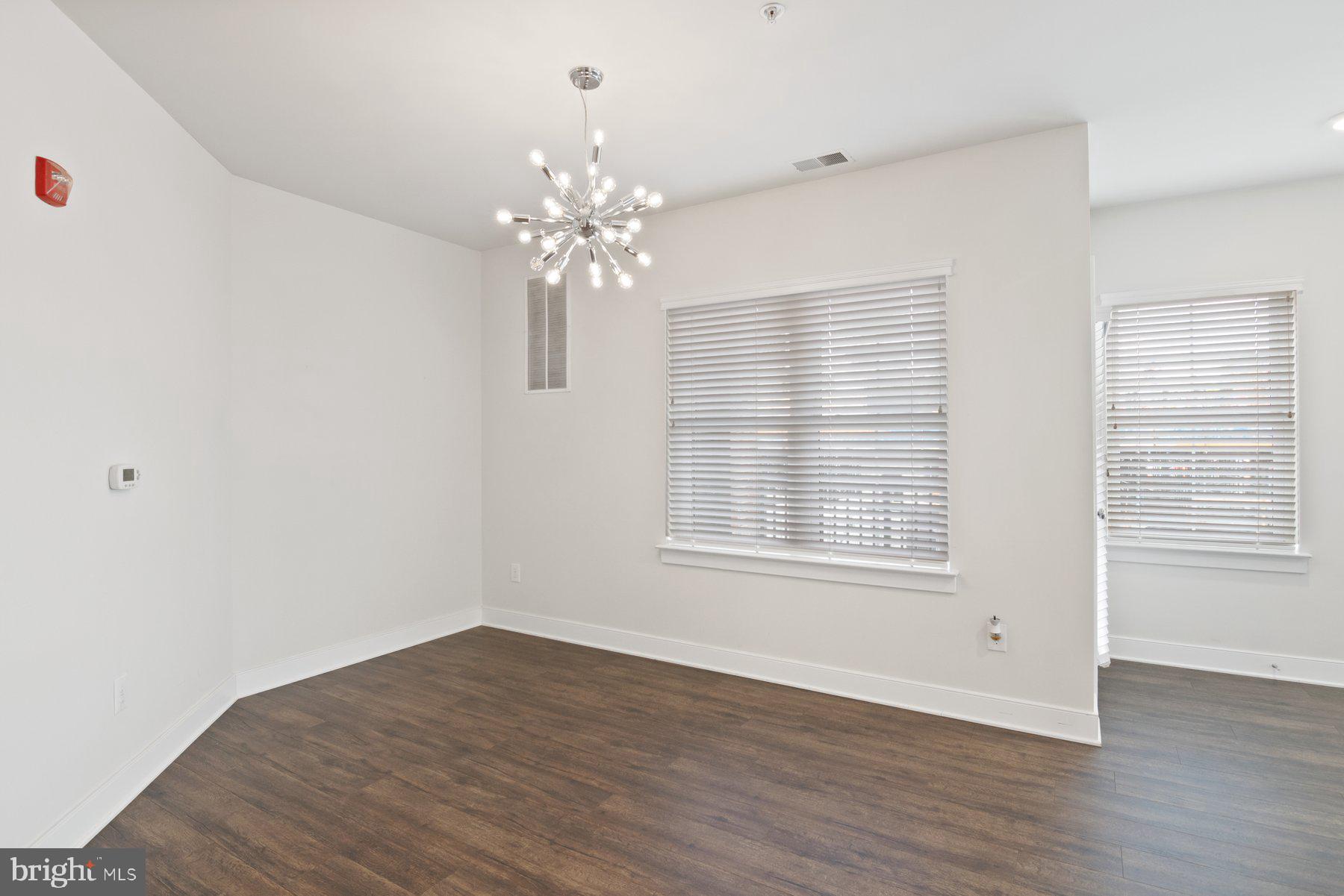 FLATS AT METROWEST - Residential Lease