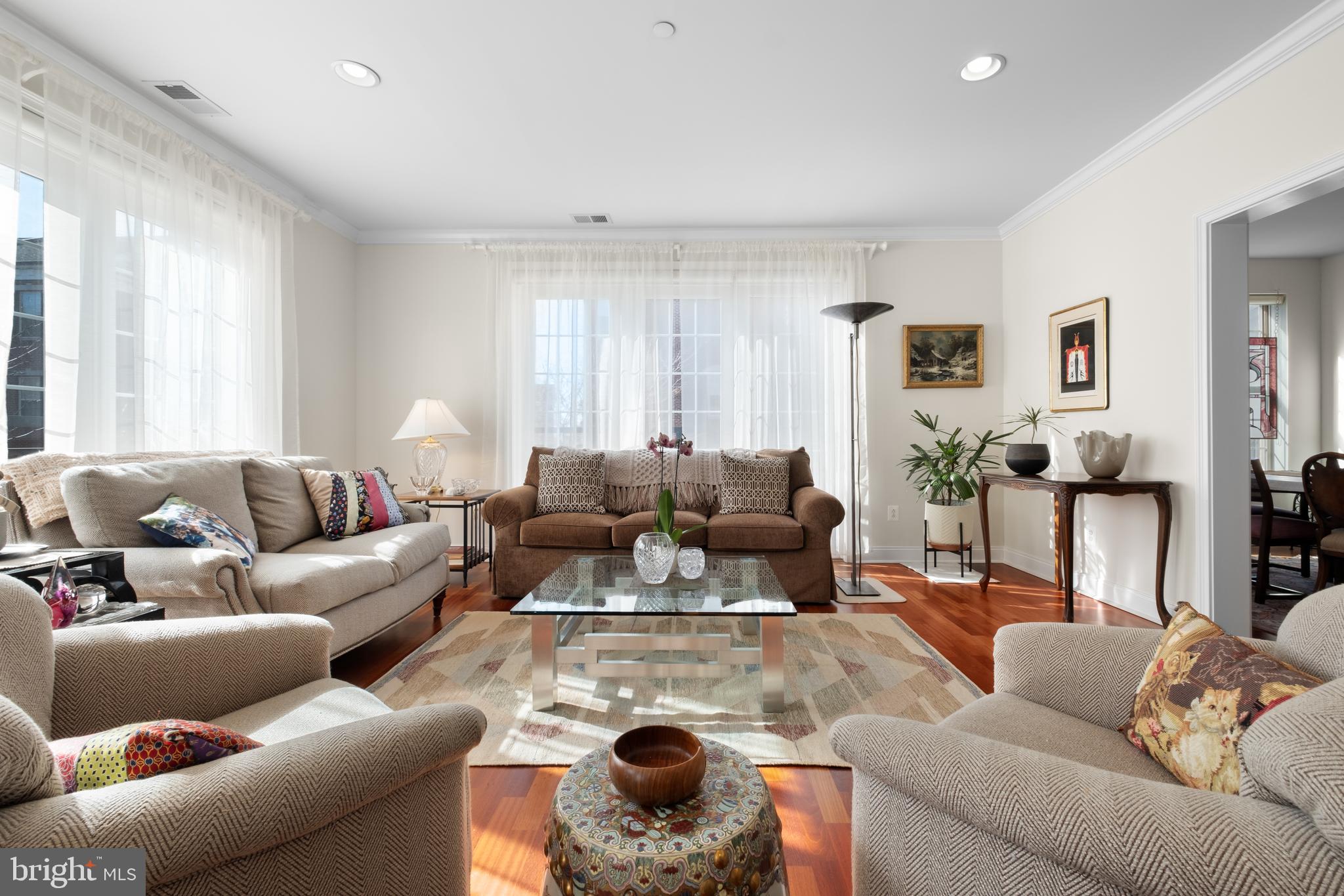 NAVAL SQUARE - Residential