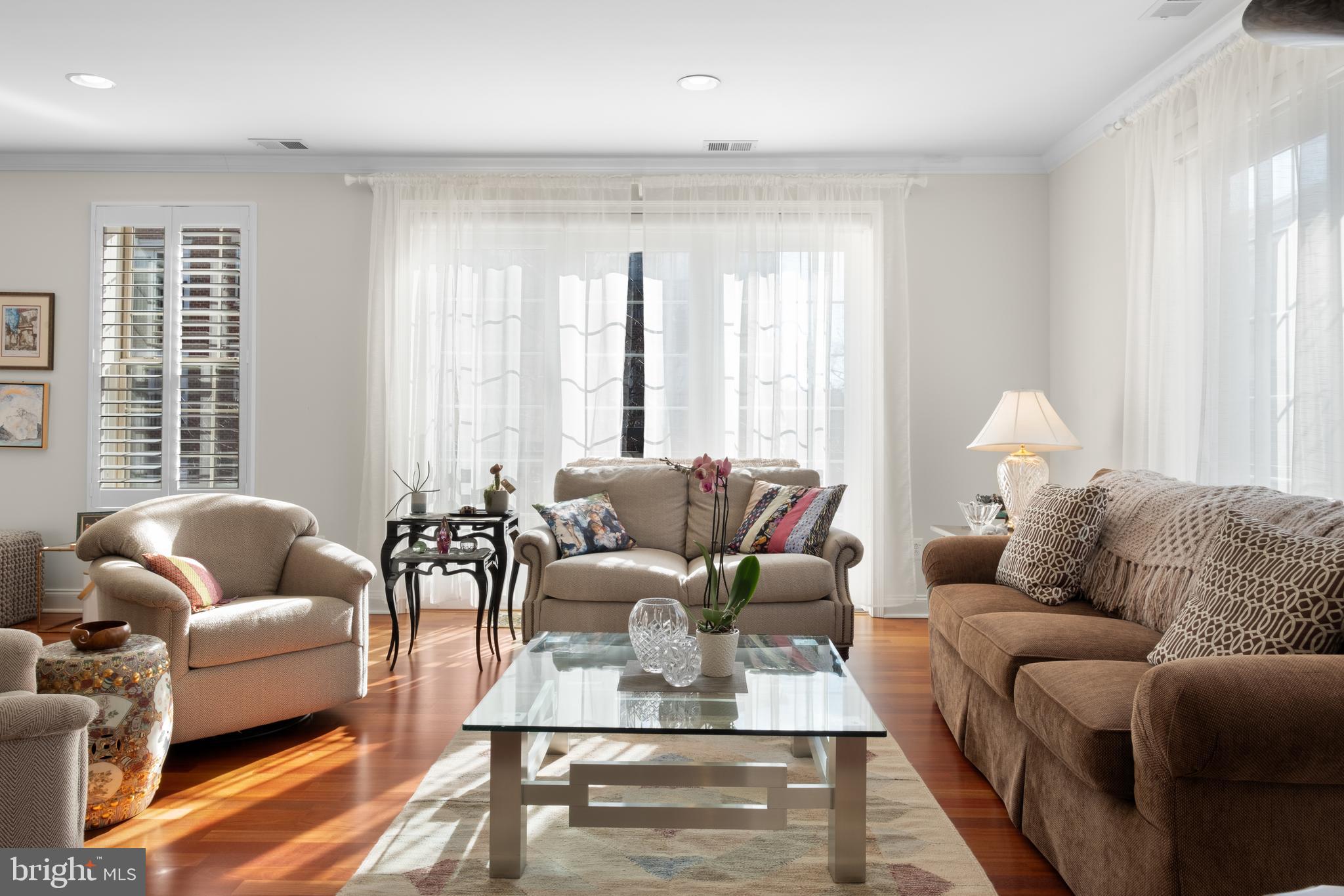 NAVAL SQUARE - Residential