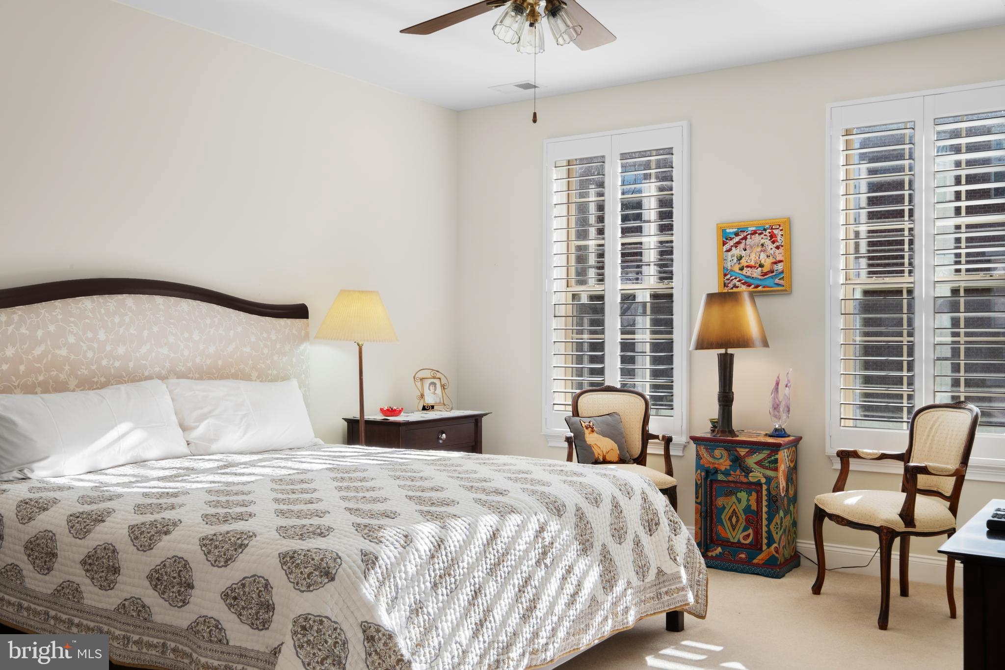 NAVAL SQUARE - Residential