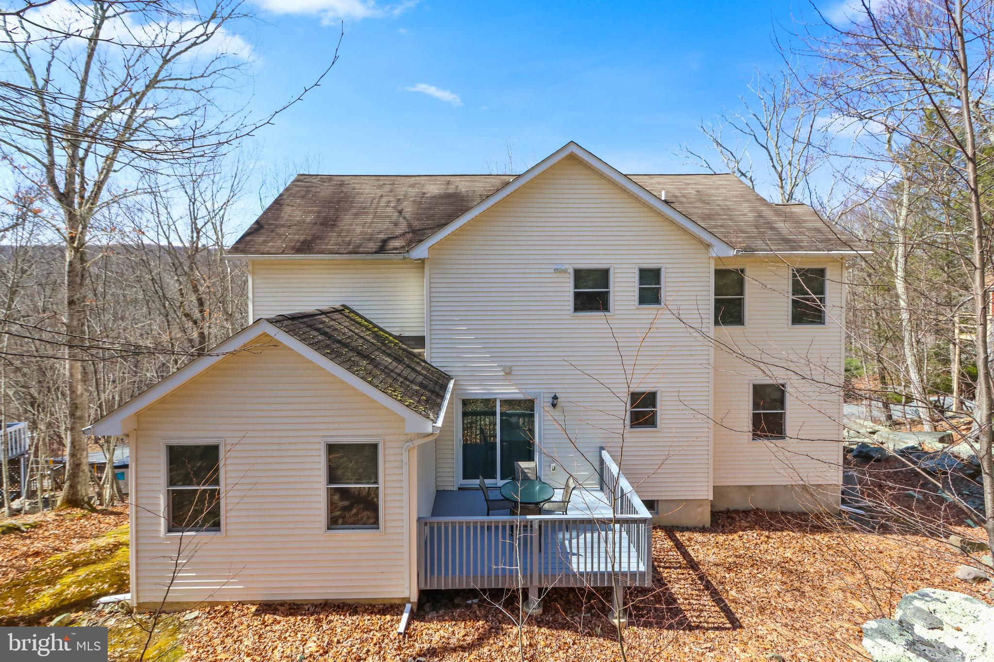 SAW CREEK ESTATES - Residential