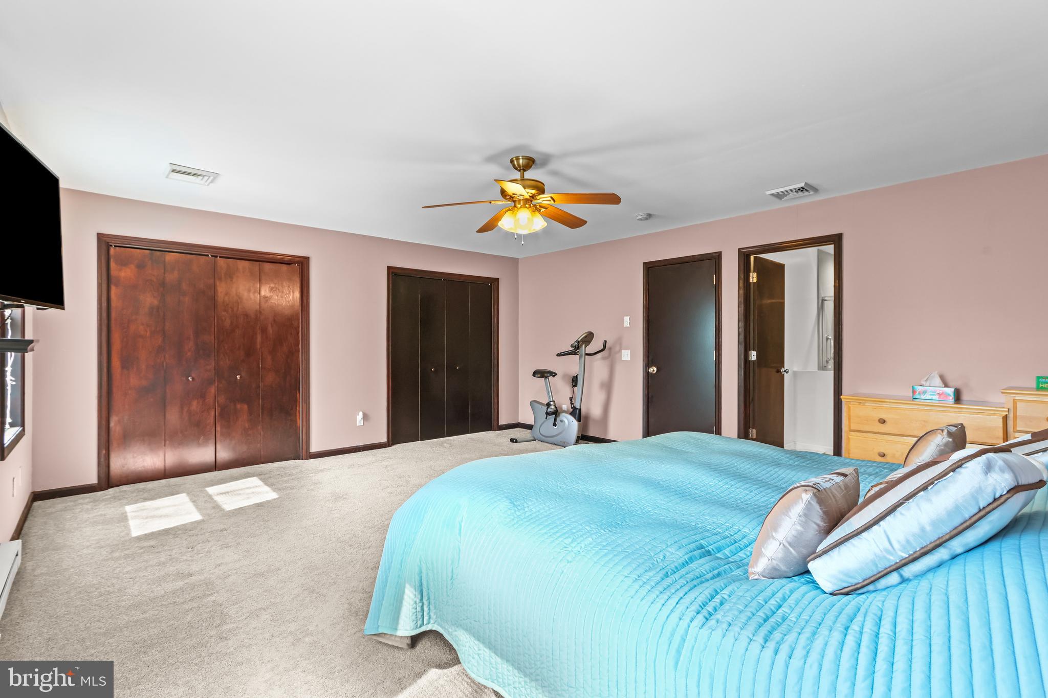 SAW CREEK ESTATES - Residential