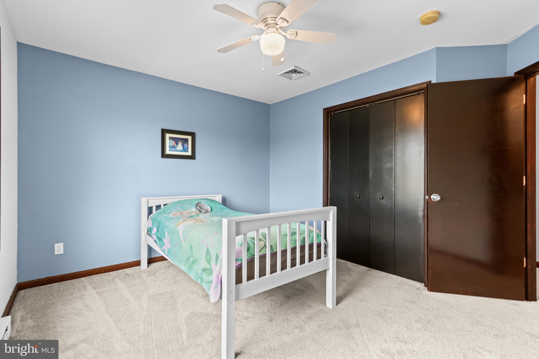 SAW CREEK ESTATES - Residential