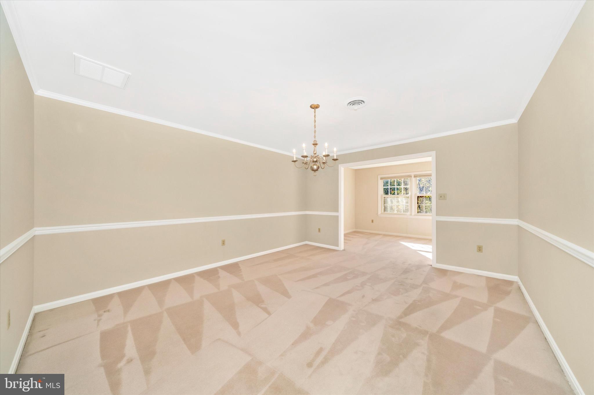 TWIN CREEK PLAZA - Residential