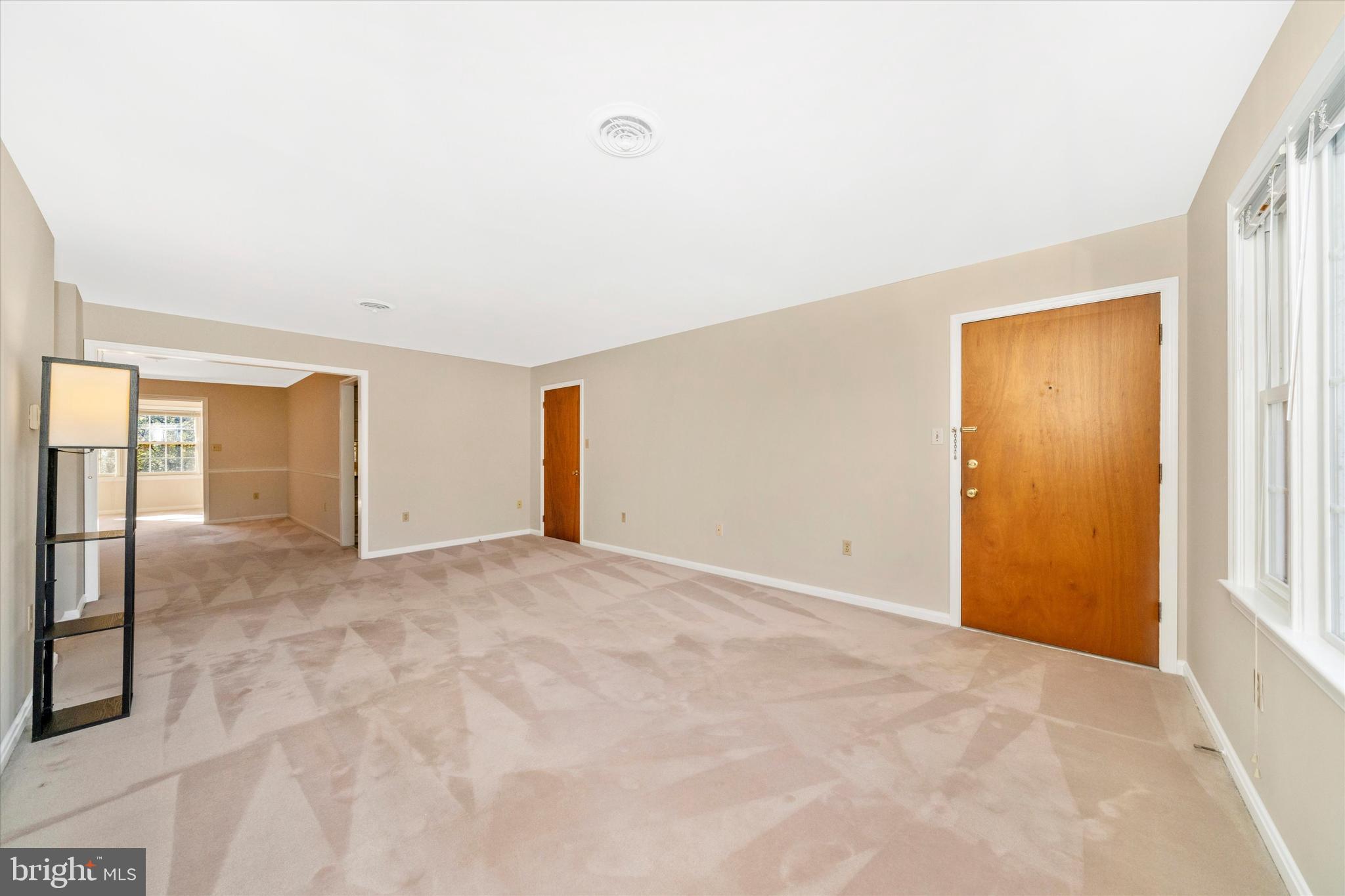 TWIN CREEK PLAZA - Residential