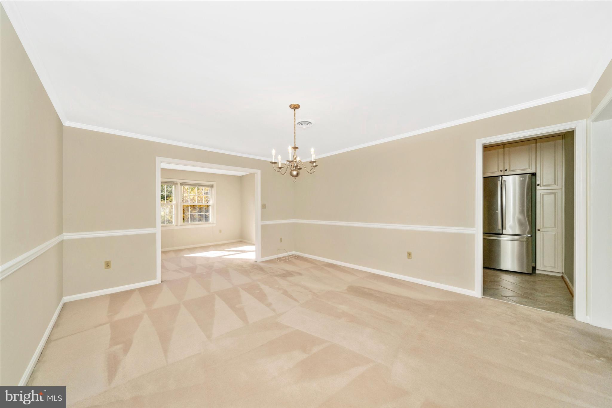 TWIN CREEK PLAZA - Residential