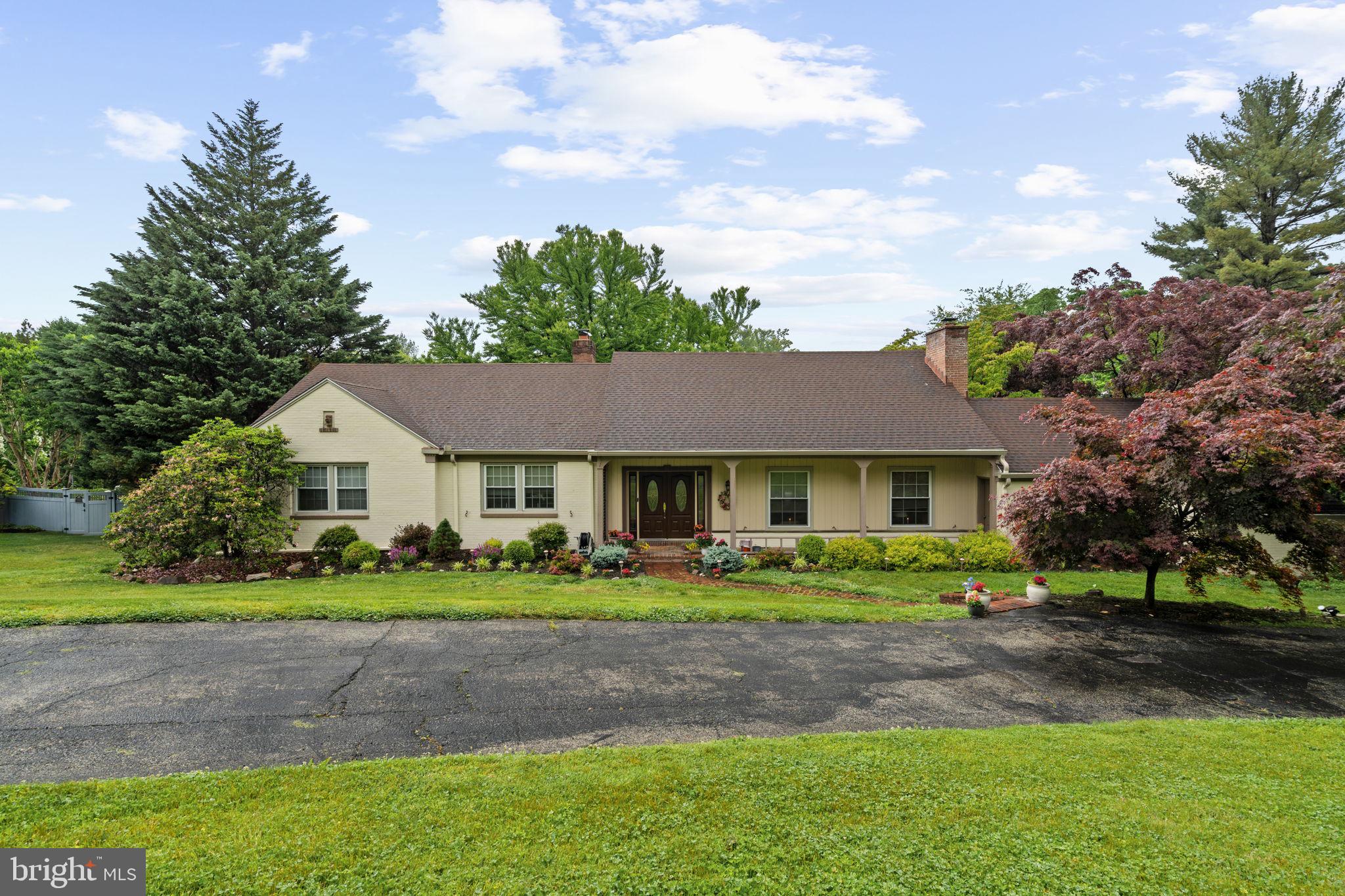 1508 SWEET BRIAR ROAD