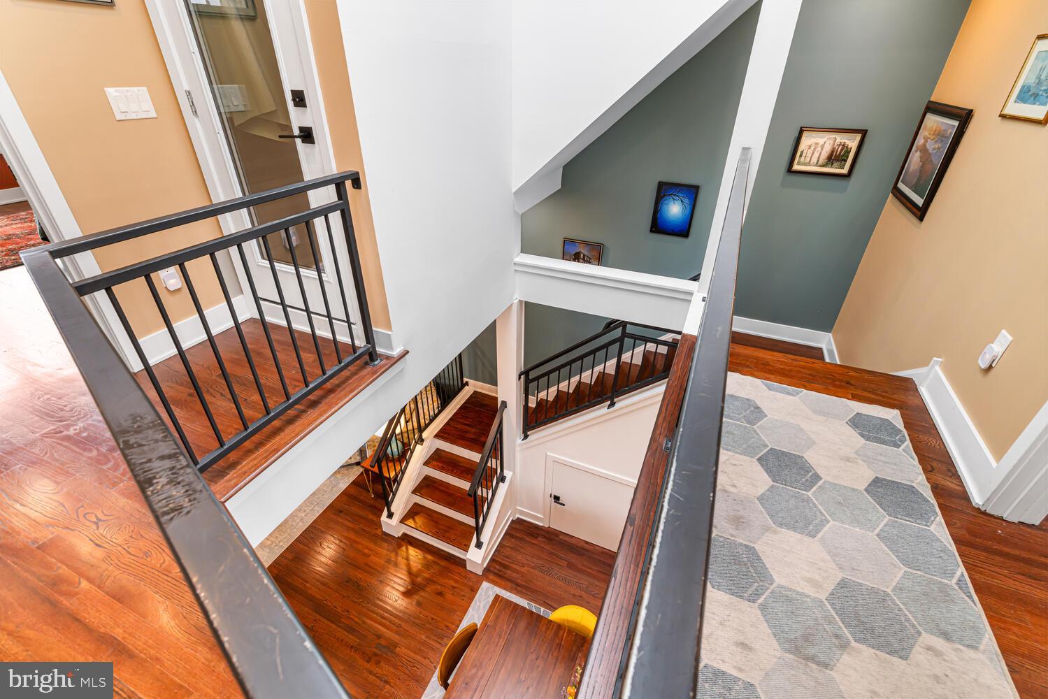 EAST FALLS - Residential