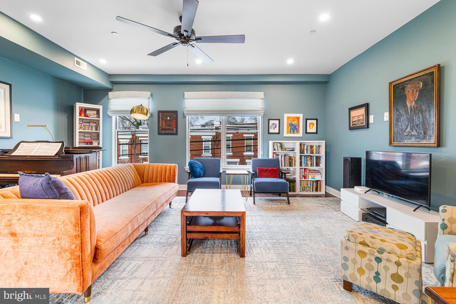 EAST FALLS - Residential