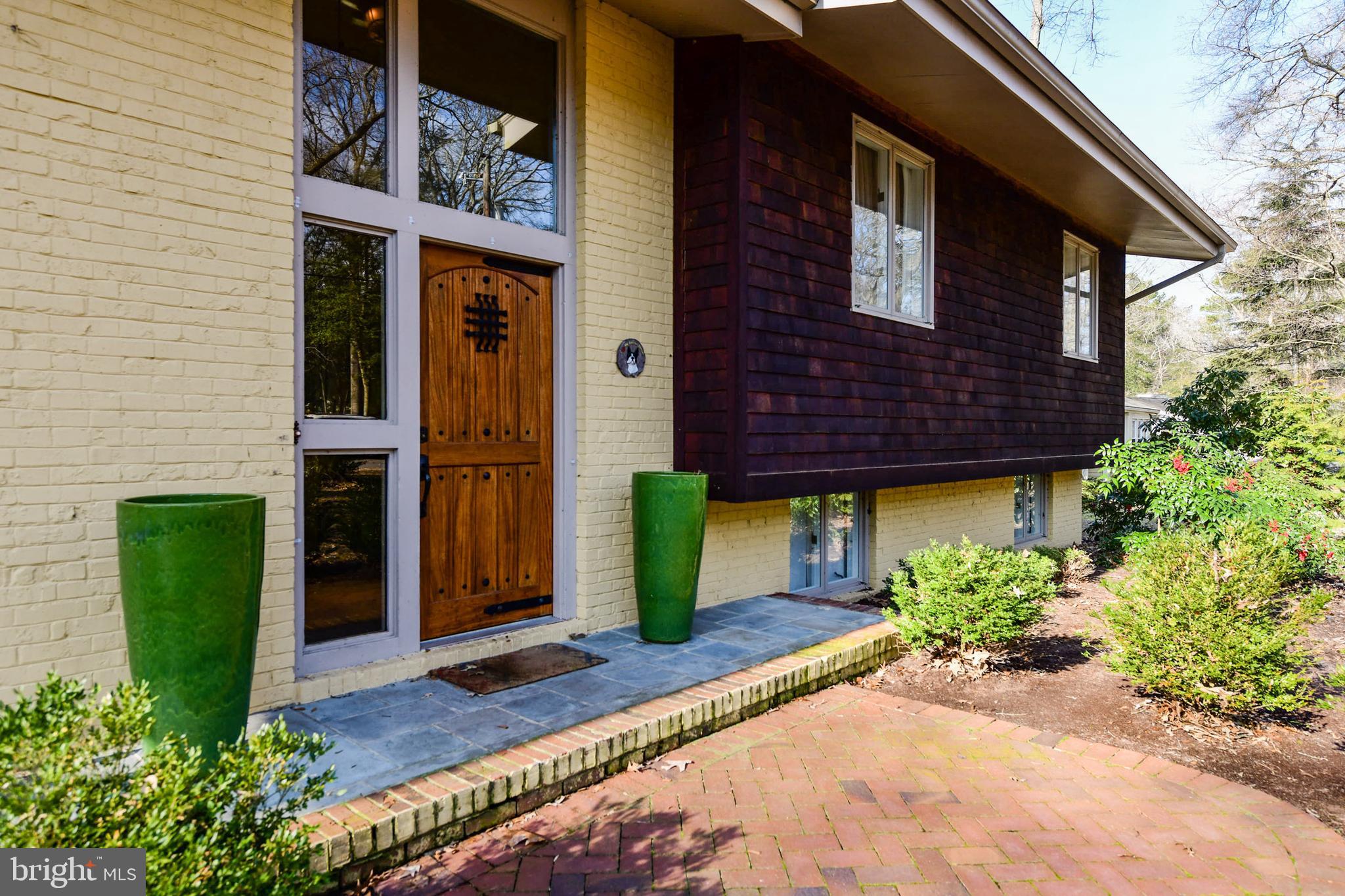 TONY TANK - Residential