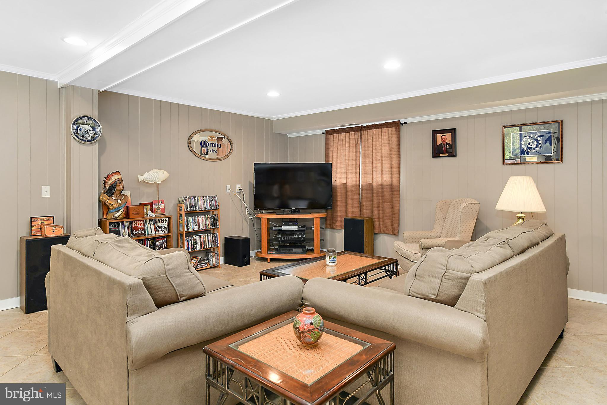 TONY TANK - Residential