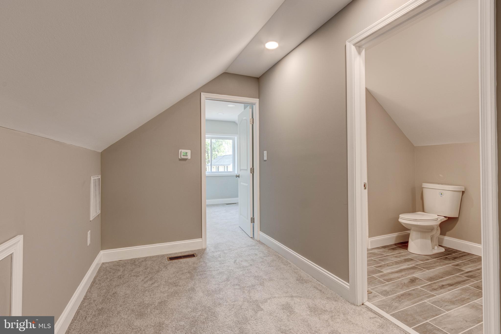 LANDSDOWNE - Residential