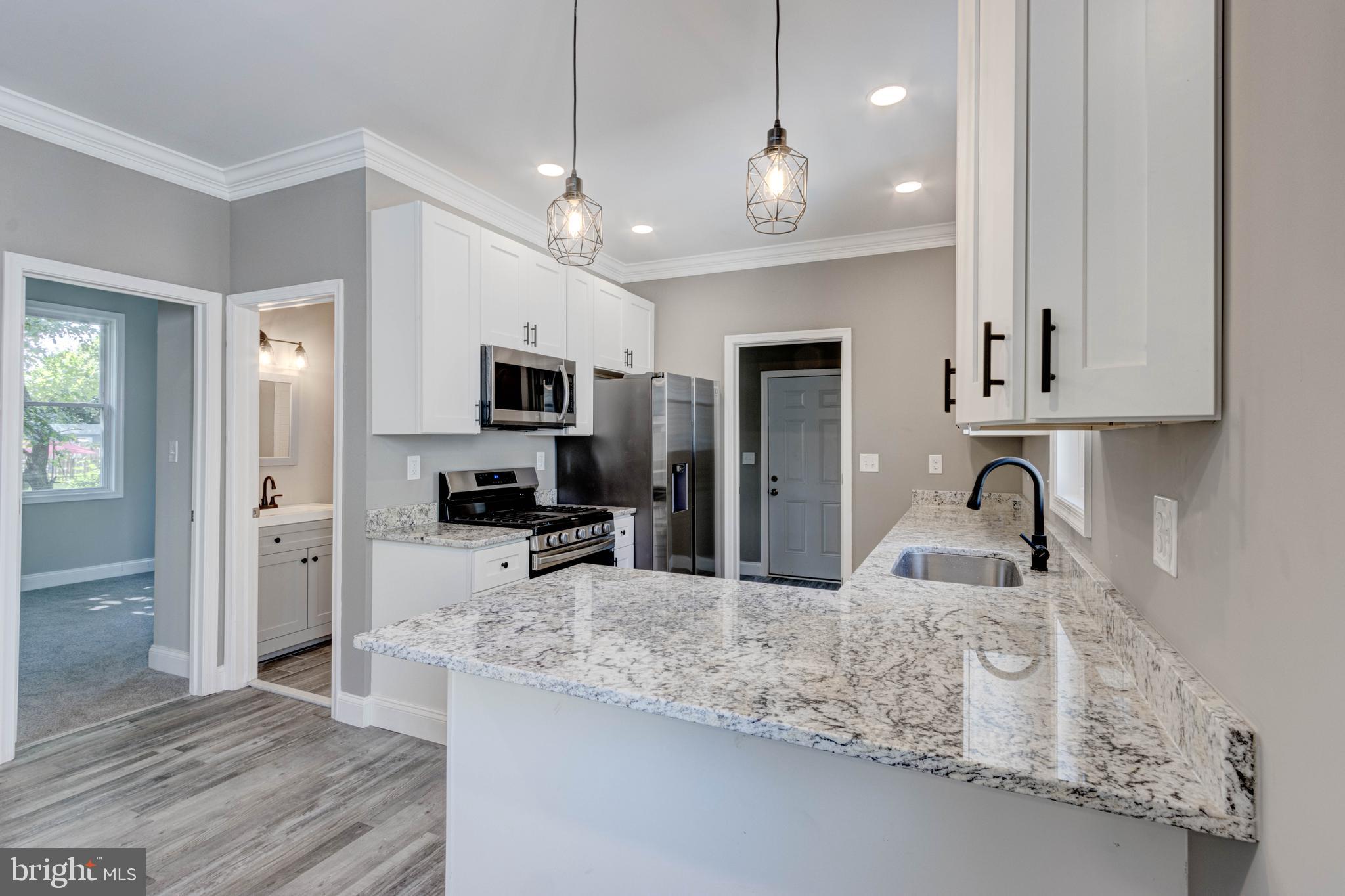 LANDSDOWNE - Residential