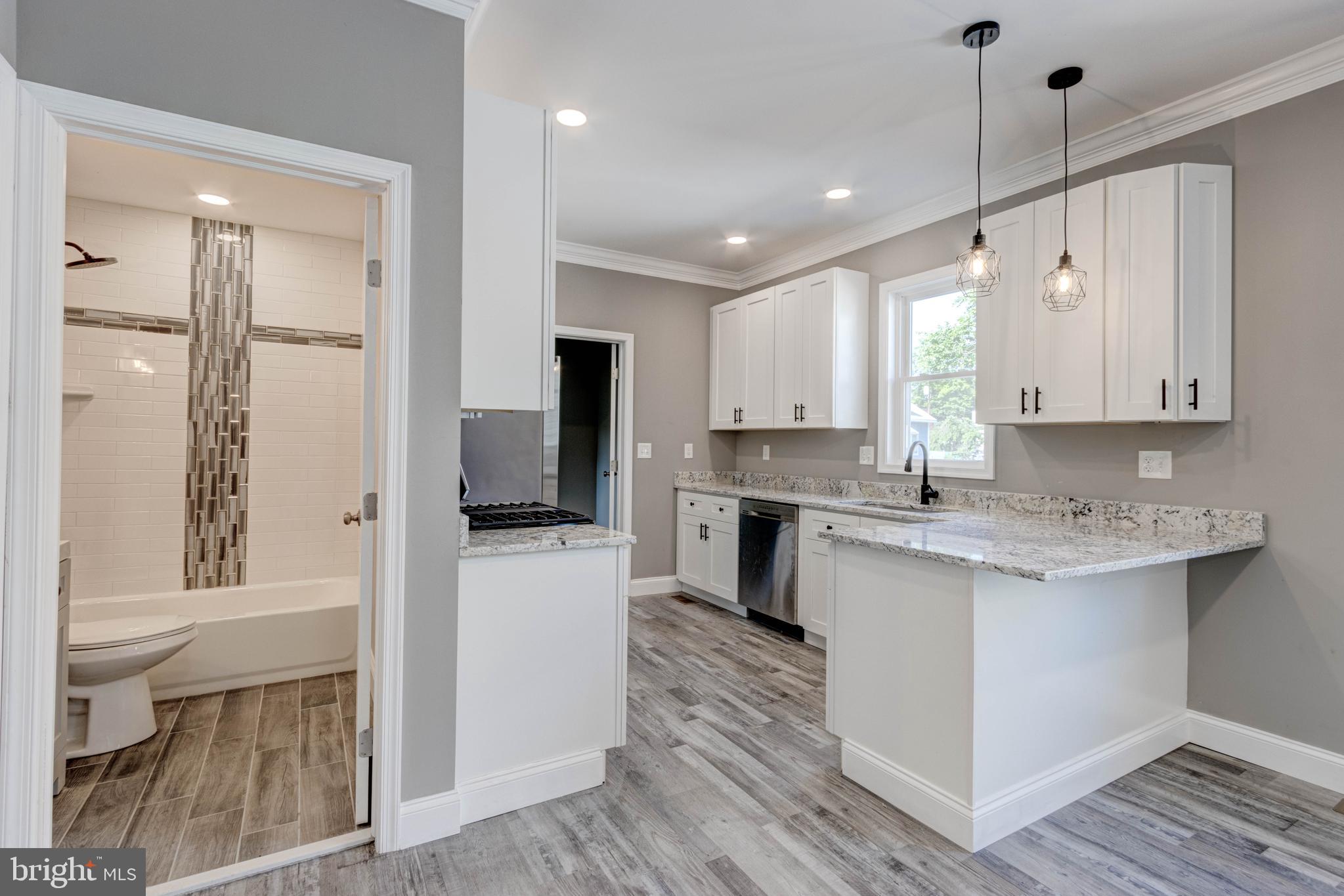 LANDSDOWNE - Residential