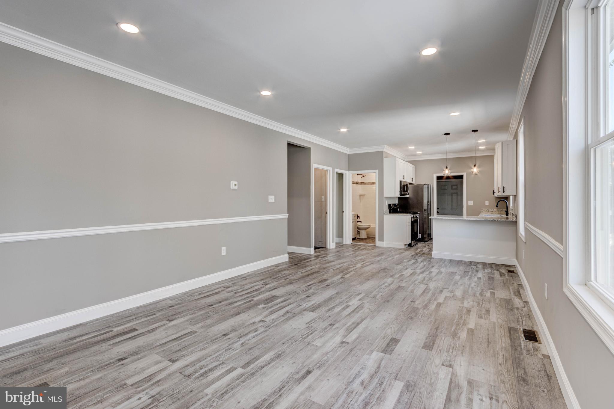 LANDSDOWNE - Residential