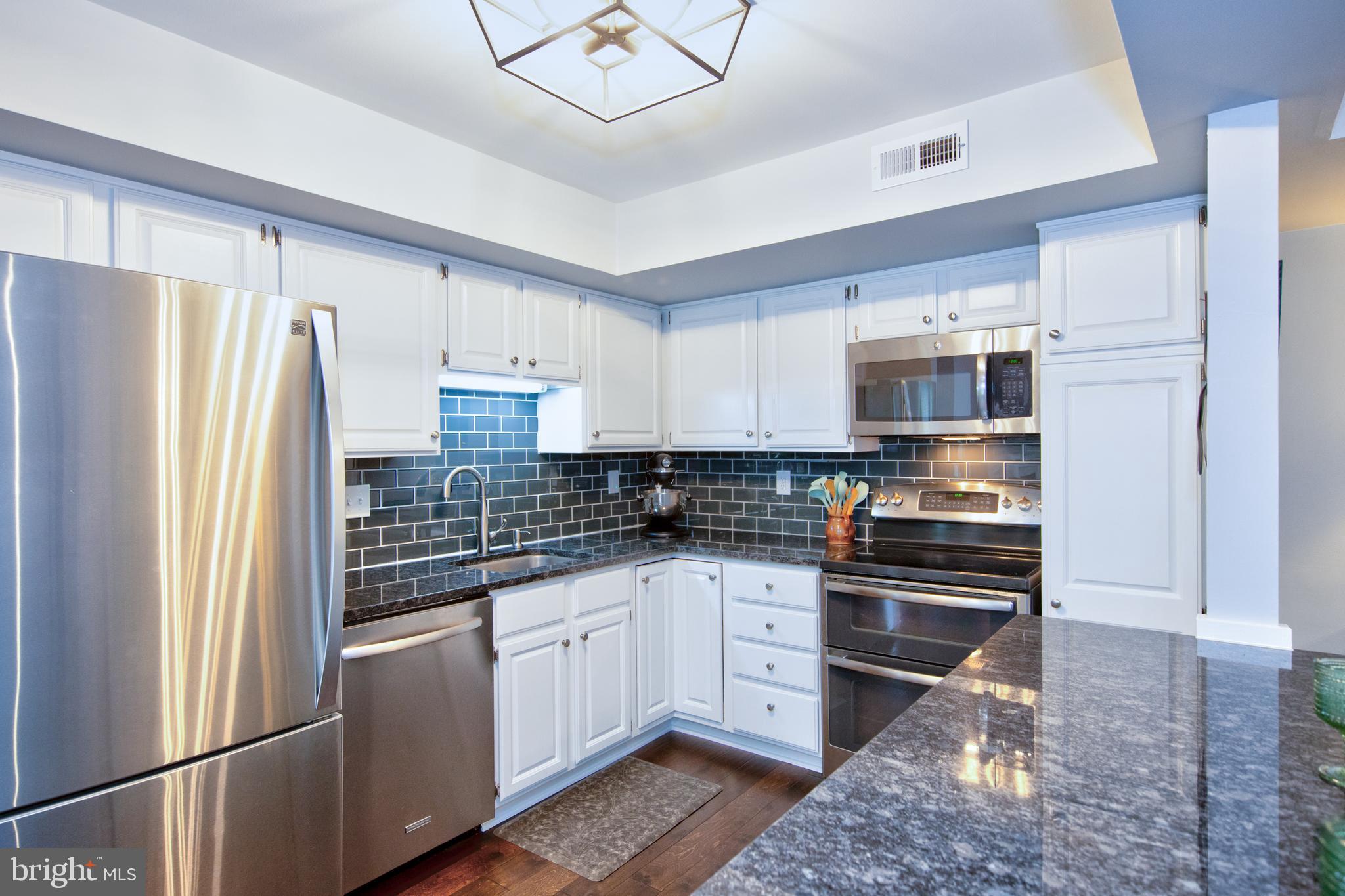 BRENTWOOD PARK - Residential