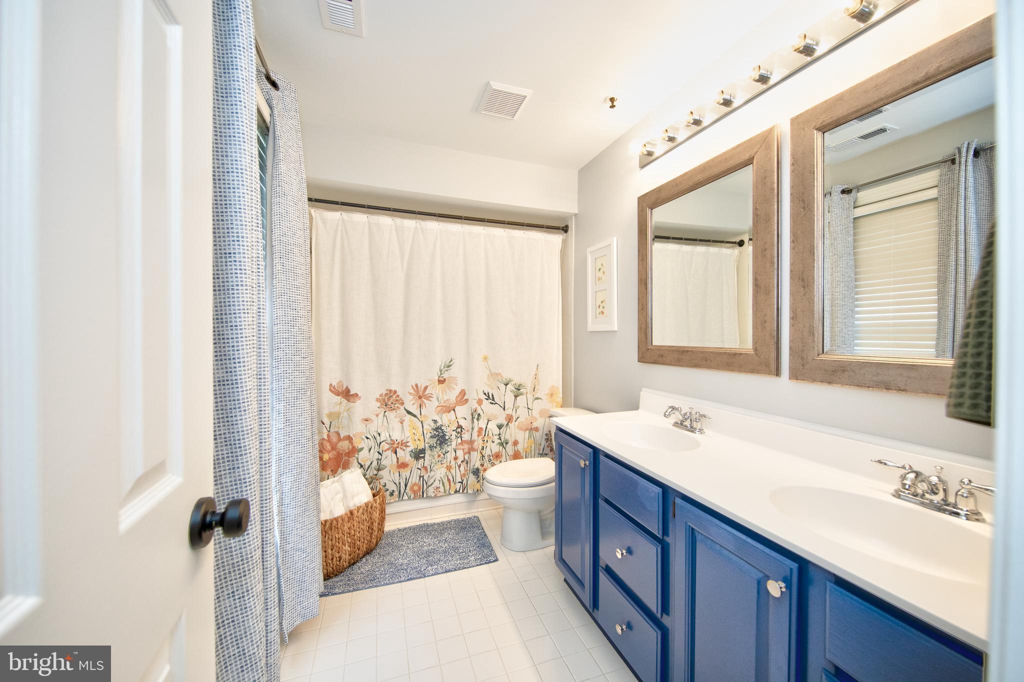 BRENTWOOD PARK - Residential